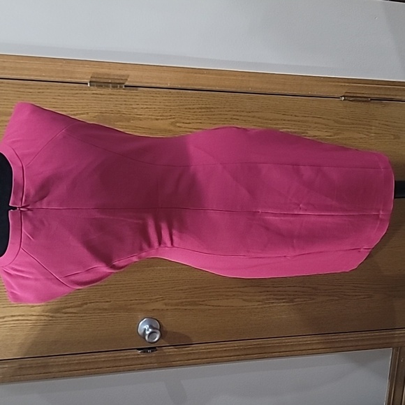 White House Black Market Fuchsia Midi Dress - Picture 5 of 6